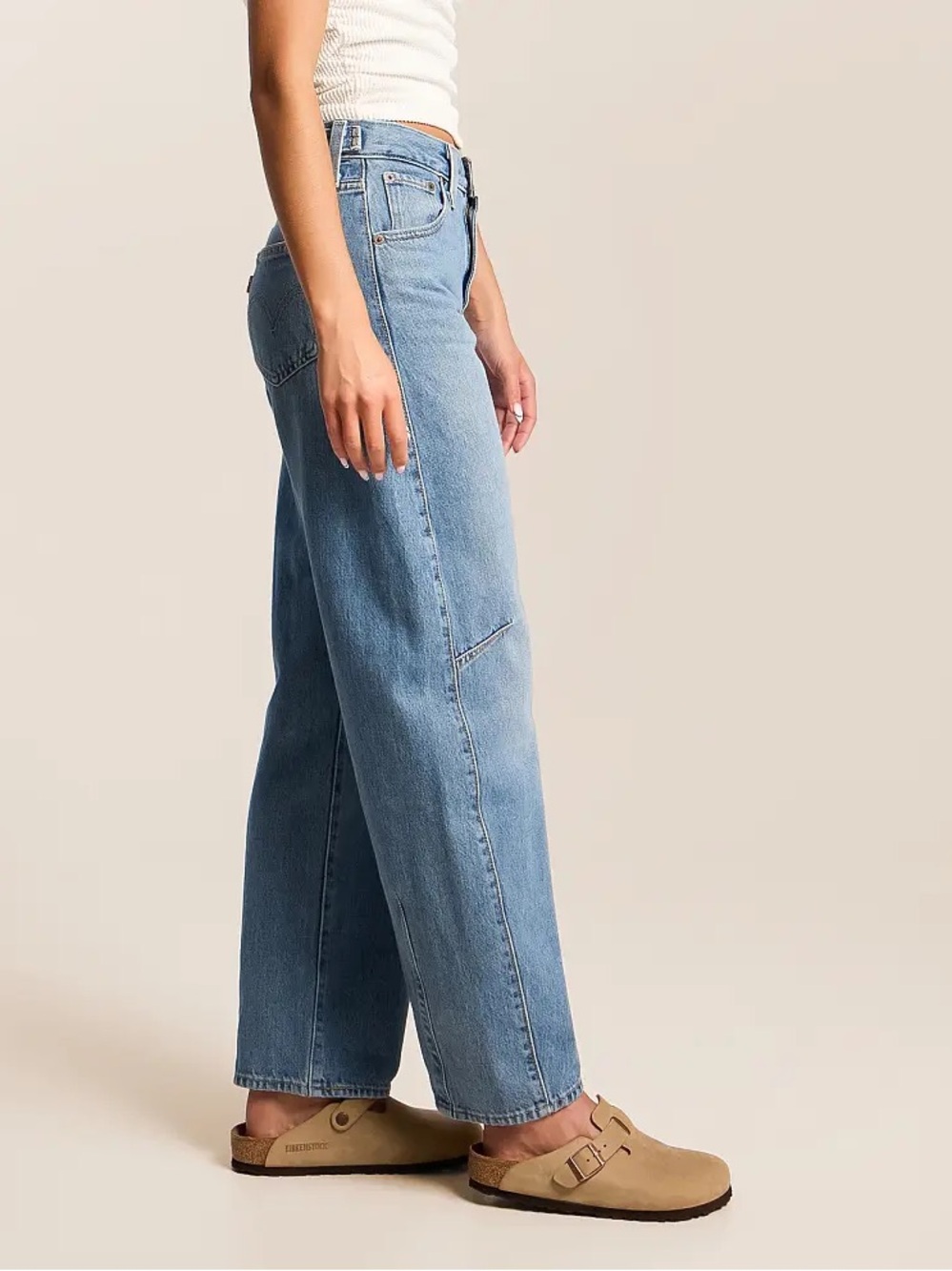 NWT Levi’s Cinch Barrel Jeans - Picture 2 of 16